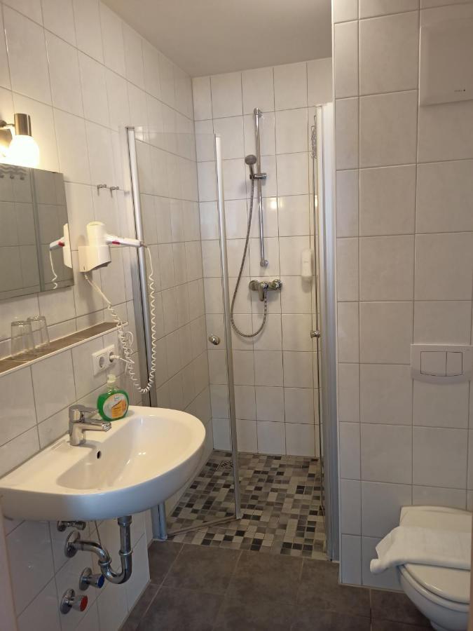 Hotel - Gasthof Erber Sinzing Exteriér fotografie