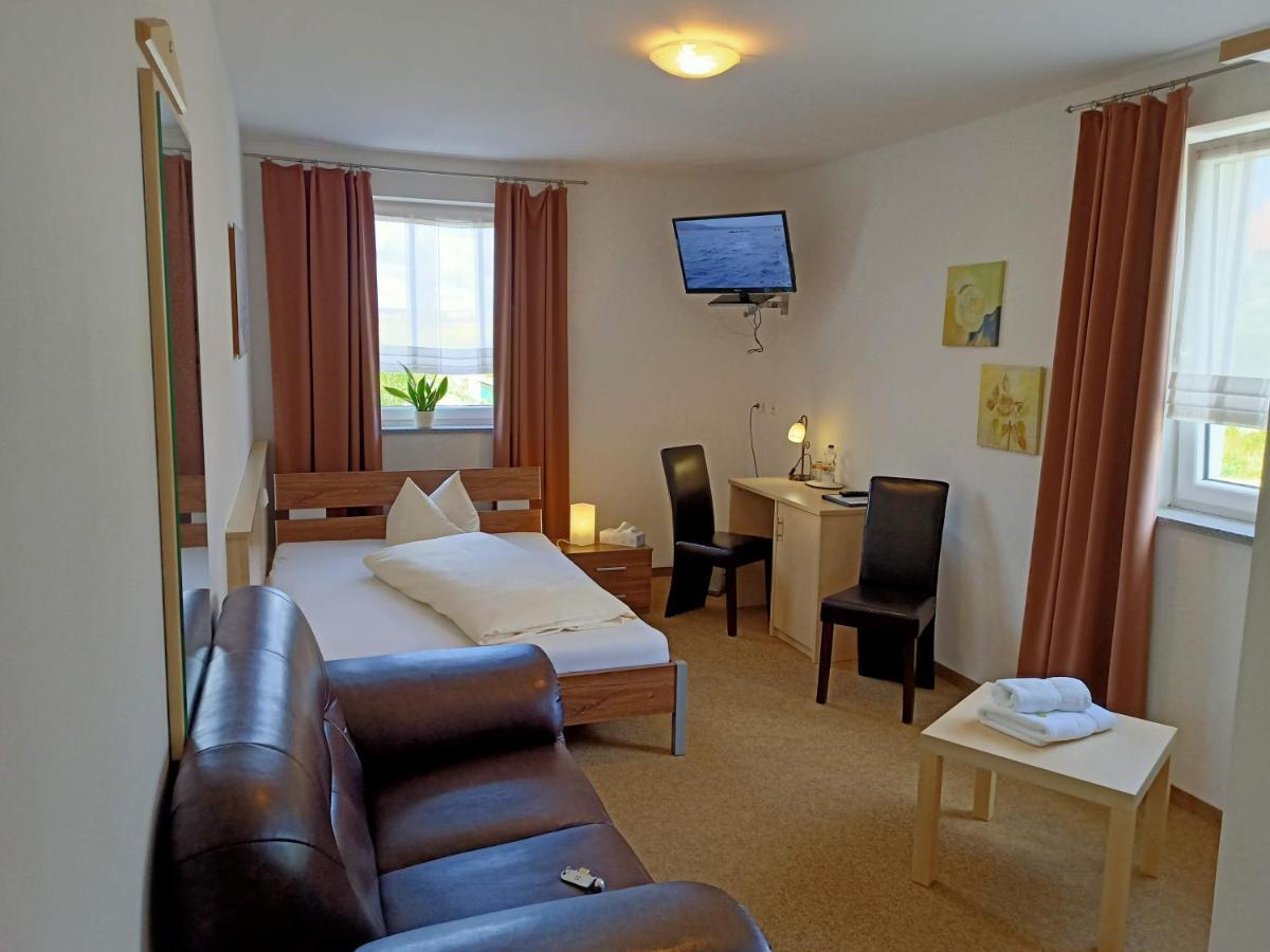 Hotel - Gasthof Erber Sinzing Exteriér fotografie